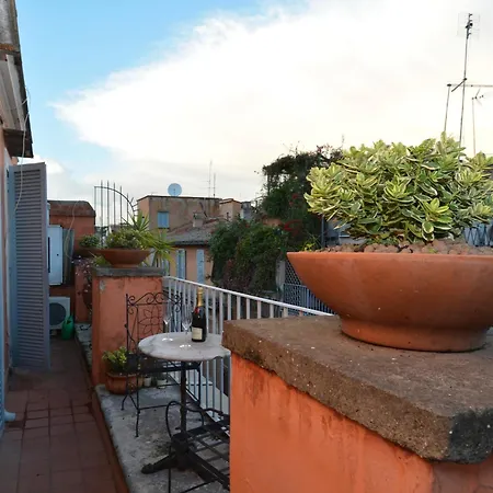 Spanish Steps Corner Apartmán