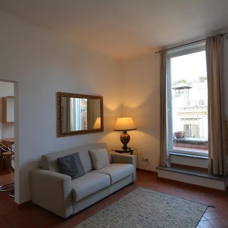 Spanish Steps Corner Apartmán